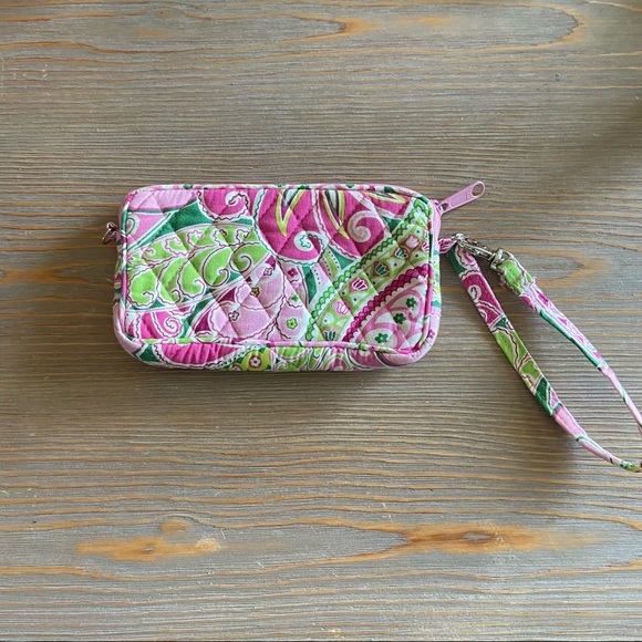 Vera Bradley Handbags - Vera Bradley | Pinwheel Pink Wristlet